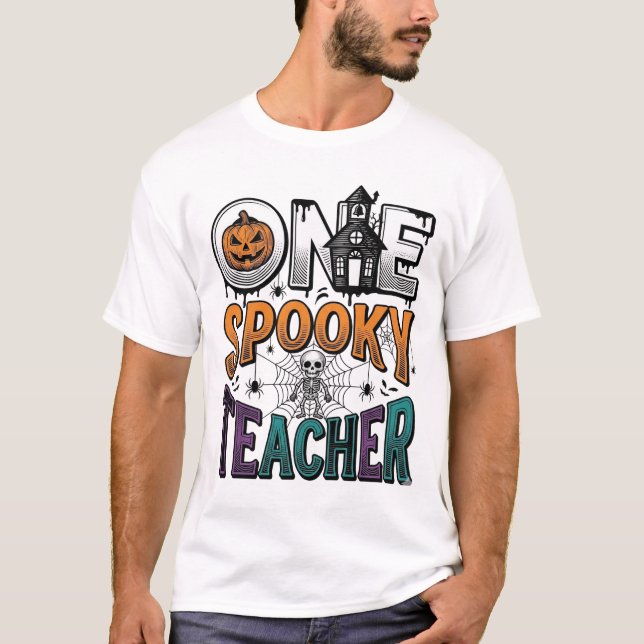 Camiseta Un diseño de vector de Halloween de un profesor es (Anverso)