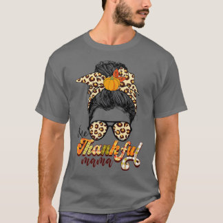 Camiseta Un Divertido Desordenado Bun De Mamá Que Cae En El