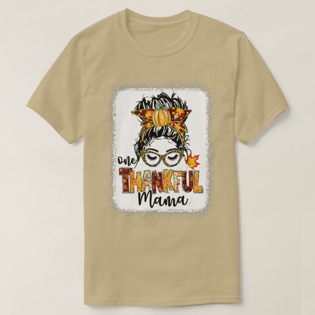 Camiseta Un Divertido Desordenado Bun De Mamá Que Cae En El (Diseño del anverso)