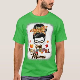 Camiseta Un divertido y divertido bollo de la mamá en otoño