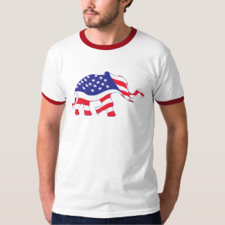 Camiseta Un elefante lindo hecho de la bandera de Estados U