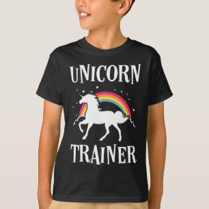 Camiseta Un entrenador de unicornio arcoiris disfrazado fác