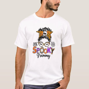 Camiseta Un espeluznante Grammy Skull Messy Bun Leopard Hal