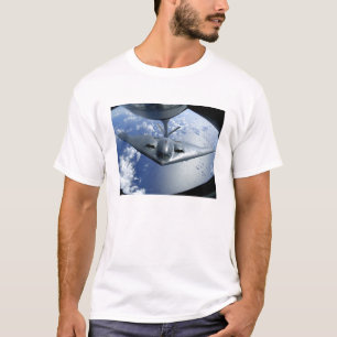 Camiseta Un espíritu B-2 se mueve a la posición para repost