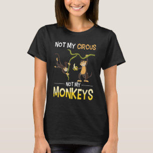 Camiseta Un extraño animal del zoológico de Monkey Lover no