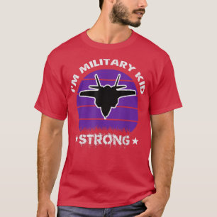 Camiseta Un fuerte niño militar morado 