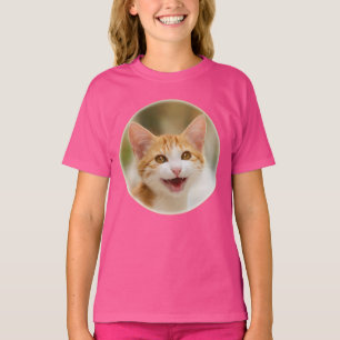 Camiseta Un gatito gracioso sonriente gatito gracioso frent