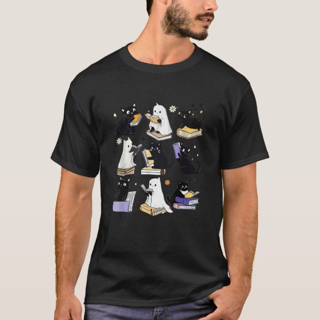 Camiseta Un gatito negro fantasma leyendo libros Halloween (Anverso)
