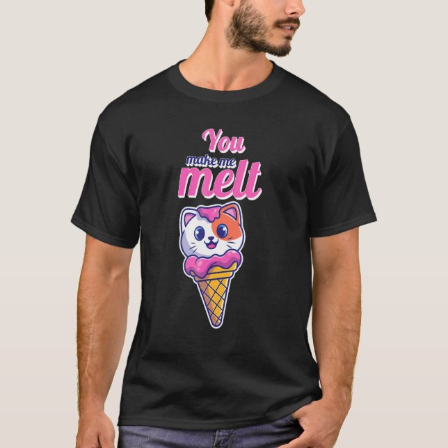 Camiseta Un Gato Aburrido En Un Cono Me Haces Mellar El Amo (Anverso)
