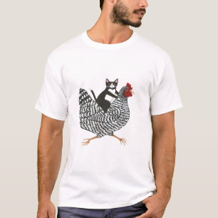 Camiseta Un gato de Tuxedo en un pollo