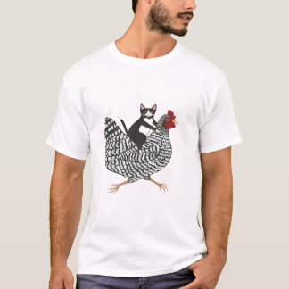 Camiseta Un gato de Tuxedo en un pollo
