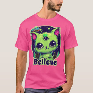 Camiseta Un Gato Extranjero Creía En Ufo Kawaii