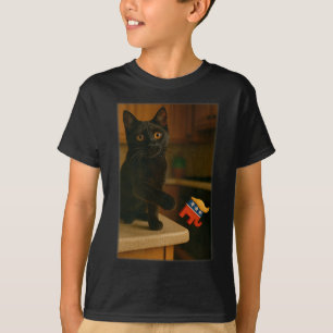 Camiseta Un gato golpea a Trump con gracia de contra de la 
