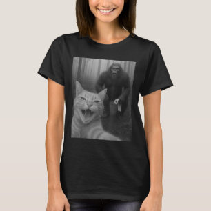 Camiseta Un gato gracioso sorprendió a Happy Selfie con Big