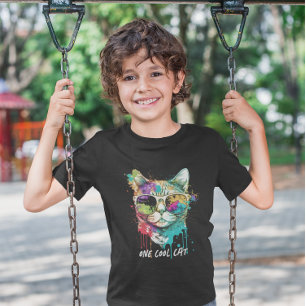 Camiseta Un gato Guay lindo con gafas de sol coloridas