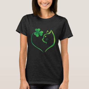 Camiseta Un gato lindo y afortunado corazón de Shamrock St 