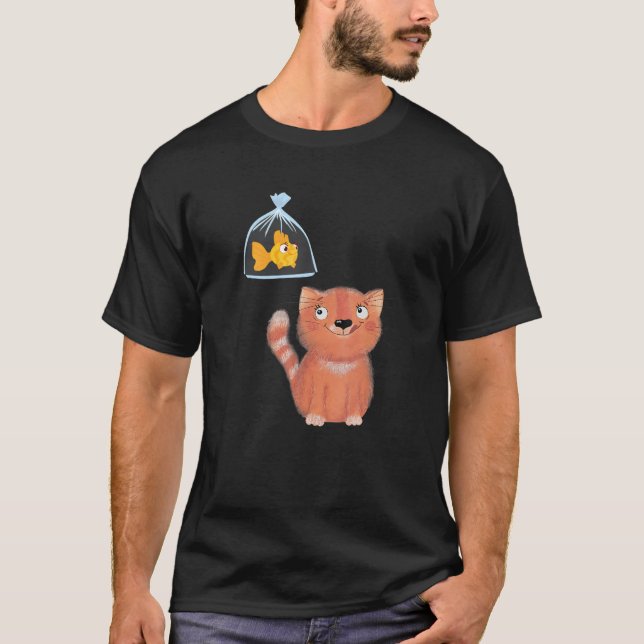 Camiseta Un Gato Naranja Cuidadoso Pensando En Un Pescado N (Anverso)