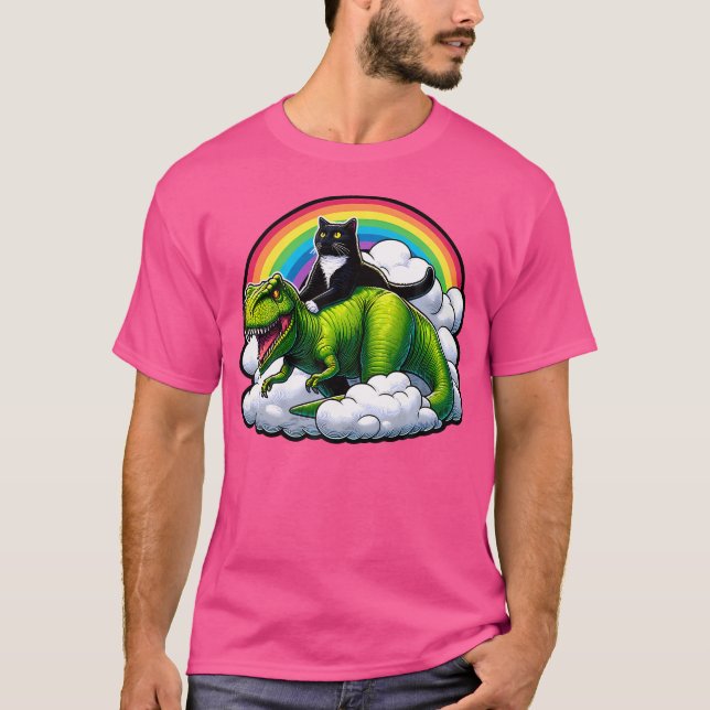 Camiseta Un gato negro montando dinosaurio T Rex Rainbow Cl (Anverso)
