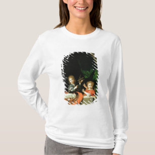 Camiseta Un gato que mira a dos muchachos