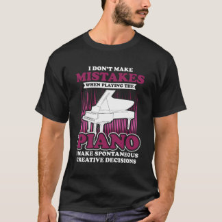 Camiseta Un gracioso músico pianista entrega piano a Navida