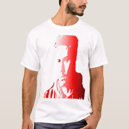 Camiseta un gradiente rojo para resaltar las característica