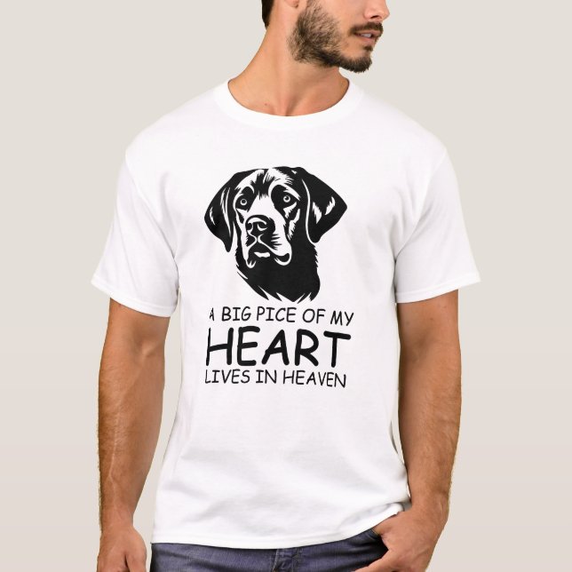CAMISETA UN GRAN TROZO DE MI CORAZÓN VIVE EN EL CIELO (Anverso)