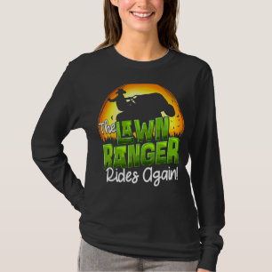 Camiseta Un guardabosques monta de nuevo el tractor de césp