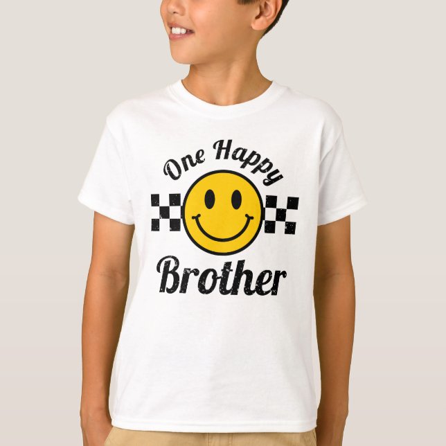 Camiseta Un hermano feliz sonrisa amarilla cumpleaños coinc (Anverso)