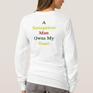 Camiseta Un hombre senegalés posee mi corazón
