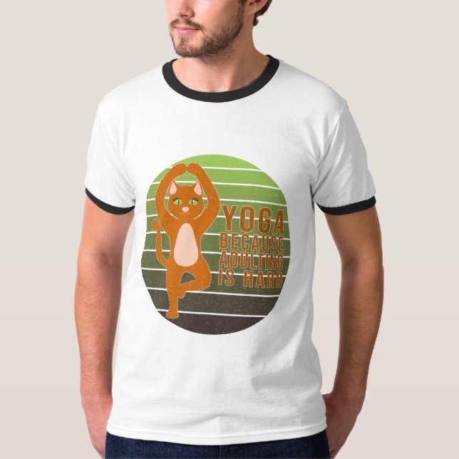 Camiseta Un lindo gato gracioso haciendo yoga. diseño diver (Anverso)