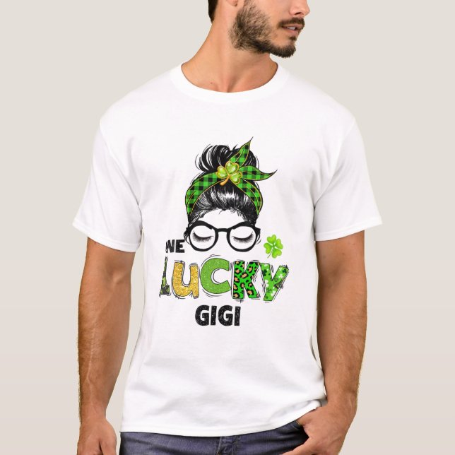 Camiseta Un Lucky Gigi Messy Bun Leopard St Patrick's Day (Anverso)