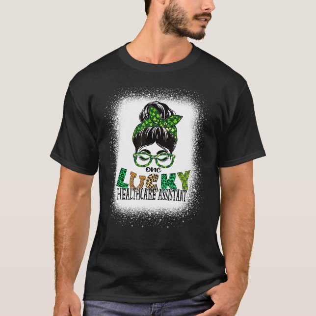 Camiseta Un lujoso asistente de salud golpeó a St Patrick (Anverso)