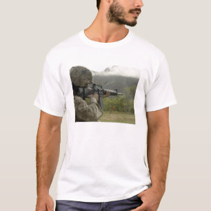 Camiseta Un marine conduce drills