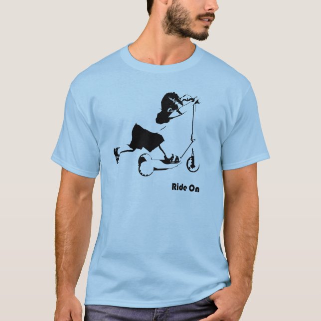 Camiseta Un niño montando en Scooter (Anverso)