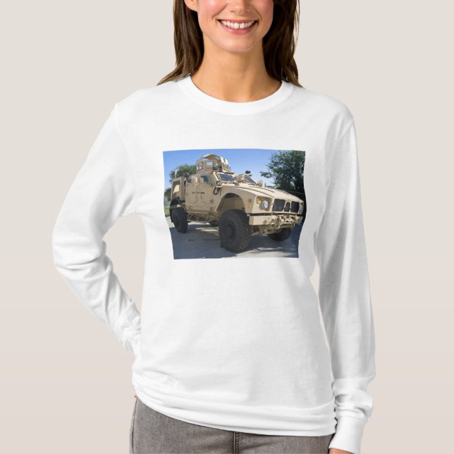 Camiseta Un Oshkosh M-ATV (Anverso)