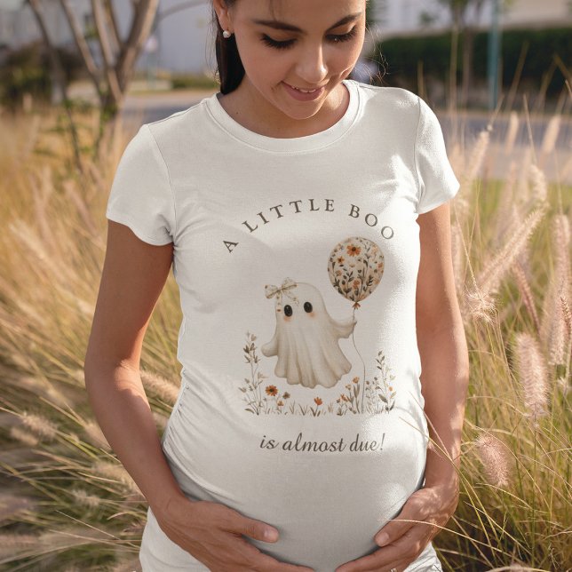 Camiseta ¡Un pequeño duende está casi listo! Fiesta de bebé (Subido por el creador)
