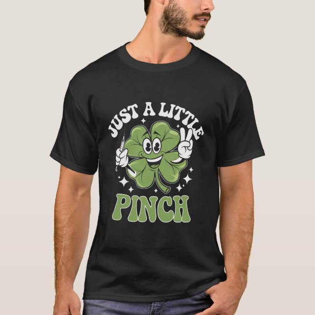 Camiseta Un pequeño enfermero en el día de San Patricio (Anverso)