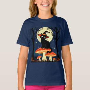 Camiseta Un pequeño gato negro brujo sentado en un hongo 1