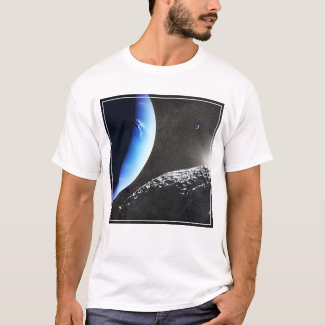 Camiseta Un Pequeño Hippocamp De La Luna De Neptuno. (Anverso)