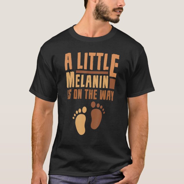Camiseta Un pequeño Melanin va camino al Mes de la Historia (Anverso)