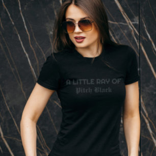 Camiseta Un pequeño rayo de divertidas vibraciones góticas