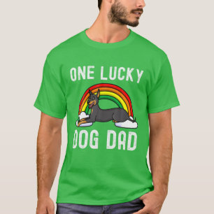 Camiseta Un perro afortunado papá Doberman St Patrick's Day