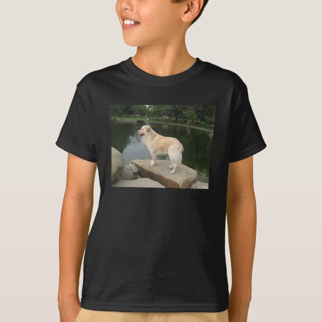 Camiseta Un perro en un estanque (Anverso)