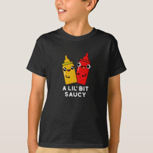 Camiseta Un poco de Saucy Funny Sauce Pun Dark BG