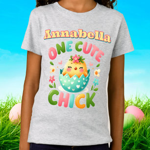 Camiseta Un pollito bebé adorable con corazones y pétalos