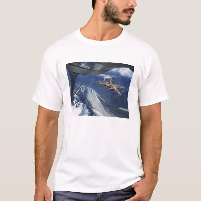 Camiseta Un posicionamiento del águila F-15C de la Fuerza A (Anverso)
