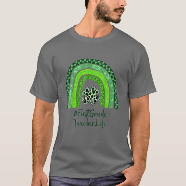 Camiseta Un profesor afortunado sembró el primer grado en e (Anverso)