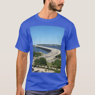 Camiseta Un puente en Biloxi