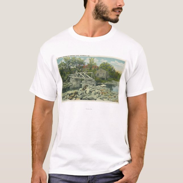 Camiseta Un puente rústico en la escena de la ensenada de (Anverso)