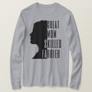 Camiseta Un regalo único de la gran mamá muerta Farrier
